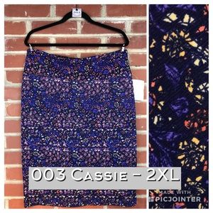 LuLaRoe Floral Cassie Pencil Skirt